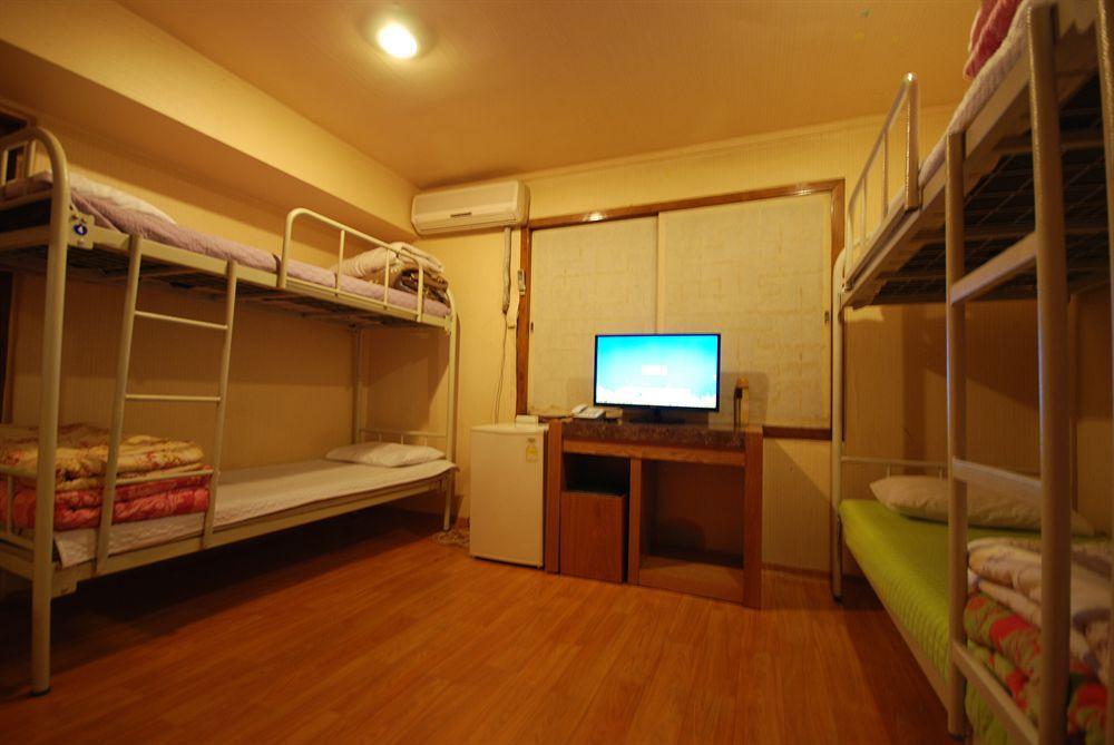 Beewon Hostel Seoul